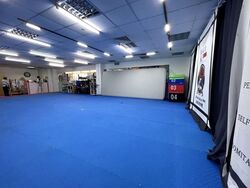 Upper Serangoon Shopping Centre (D19), Retail #588086731